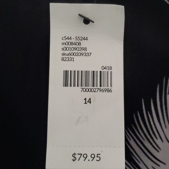 Size 14 Black w/ white whisps Lane Bryant dress - Picture 2 of 2